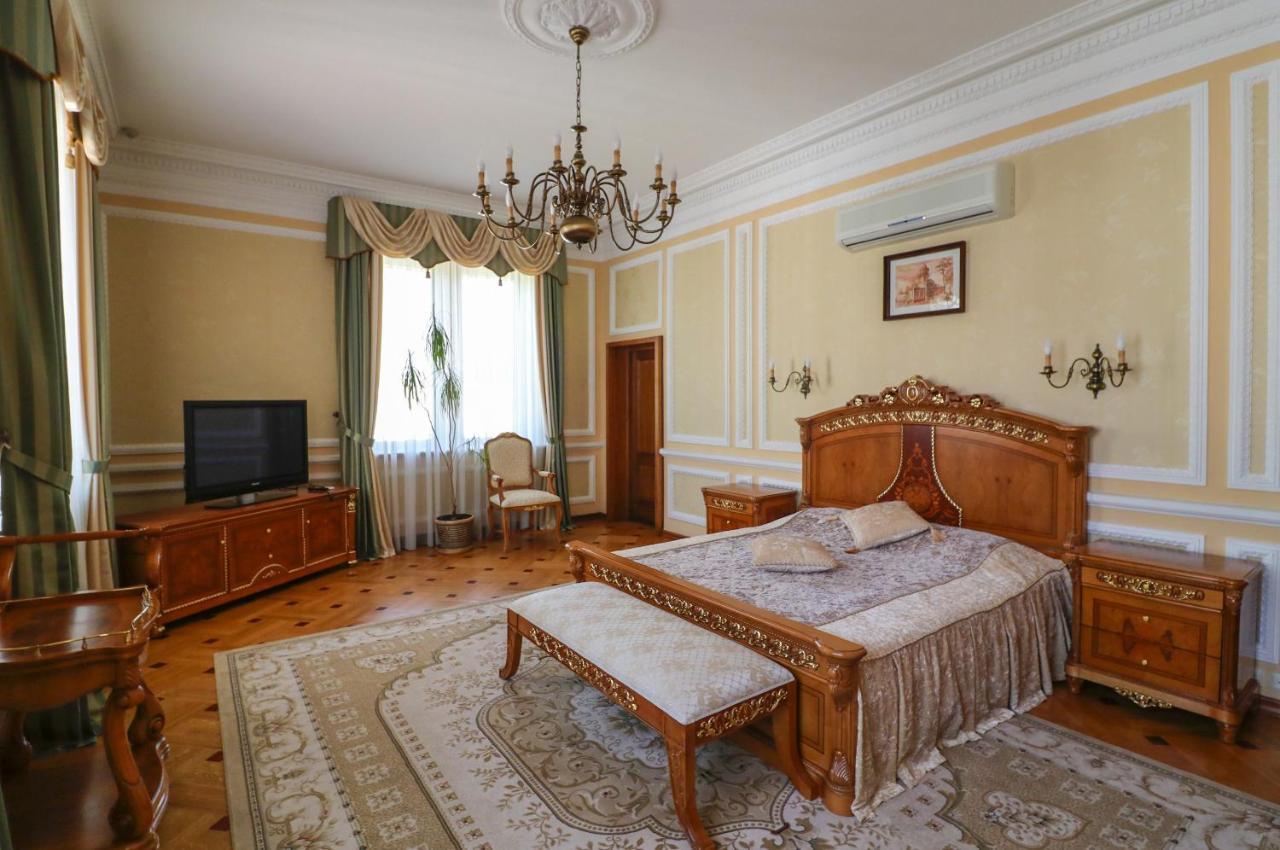 Vip Apartments Dipservice Hall Минск Екстериор снимка