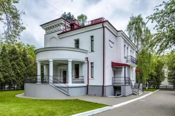 Vip Apartments Dipservice Hall Минск Екстериор снимка